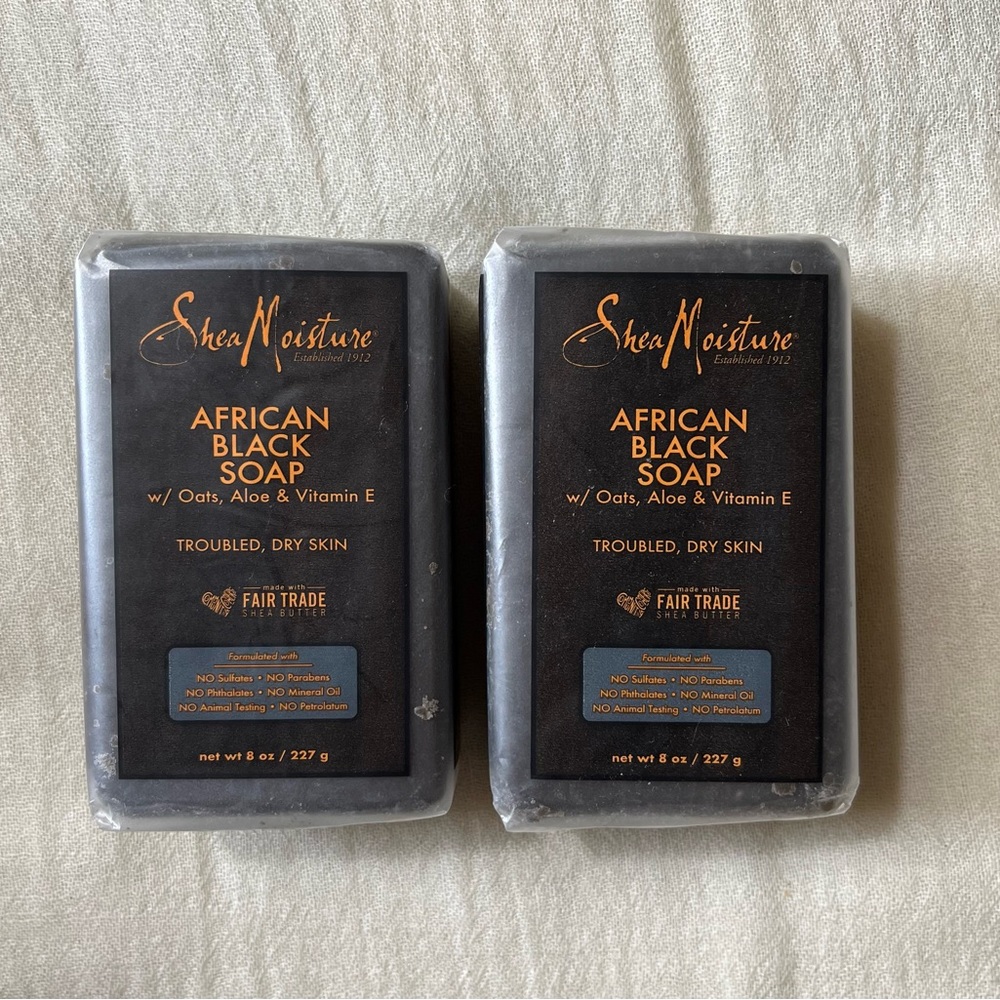 2 Shea Moisture. AFRICAN BLACK SOAP. Oats‎ Aloe & Vitamin E